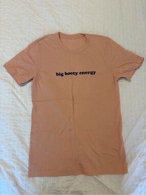 Big Booty Energy Graphic Tee - Peach Pink Women’s T-Shirt